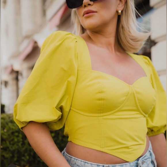 Kelclight/Amazon The Drop- Open Back Puff Sleeve Crop Corset Top- XL - Picture 1 of 4